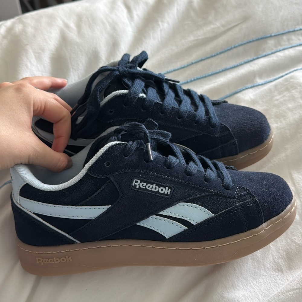 Reebok sneakers NWOT